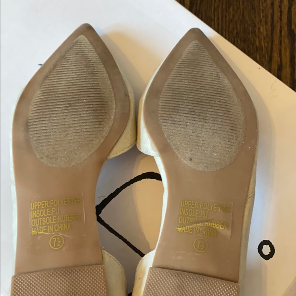 Flats - Picture 2 of 2